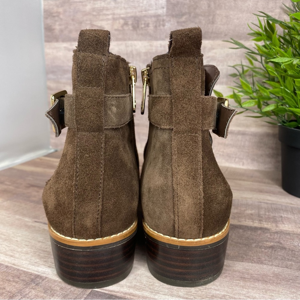 Tommy Hilfiger Chelsea Brown Suede Booties - Size: 9M - Picture 2 of 12